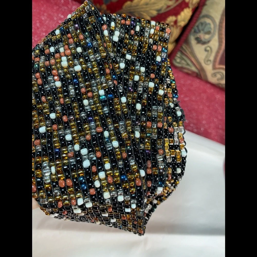 Stretchable  beaded belt
